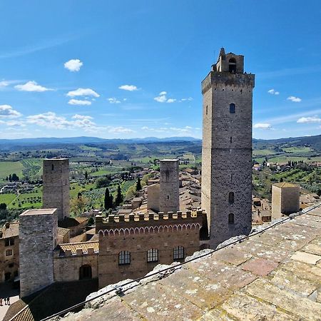 Torre Salvucci Maggiore Medieval Tower Experience San Gimignano Luaran gambar