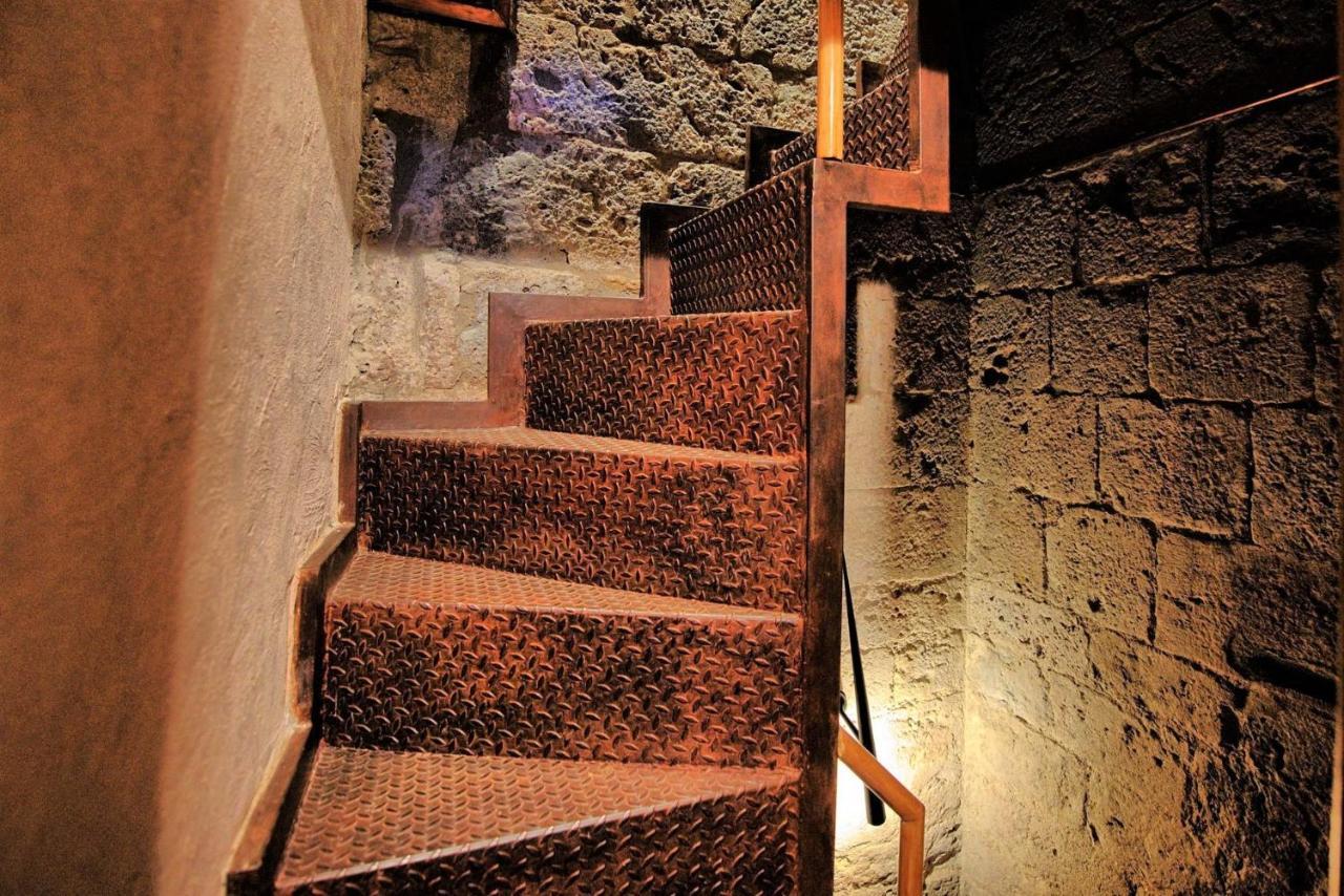 Torre Salvucci Maggiore Medieval Tower Experience San Gimignano Luaran gambar